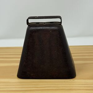 Vintage Cow Goat Bell Metal Rustic Farm Bell w Clapper Primitive Decor